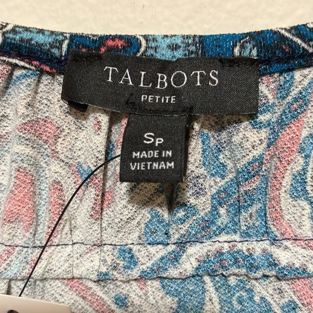Talbots SP NWT Jersey Smocked Fit and Flare Paisley Dress PRICE DROP! - Picture 2 of 10